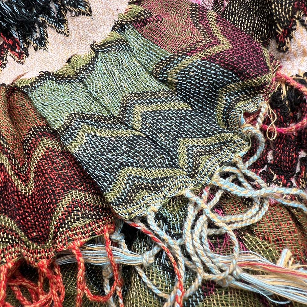FAZVIDA Unisex Jacquard Leaf Scarf - view 3