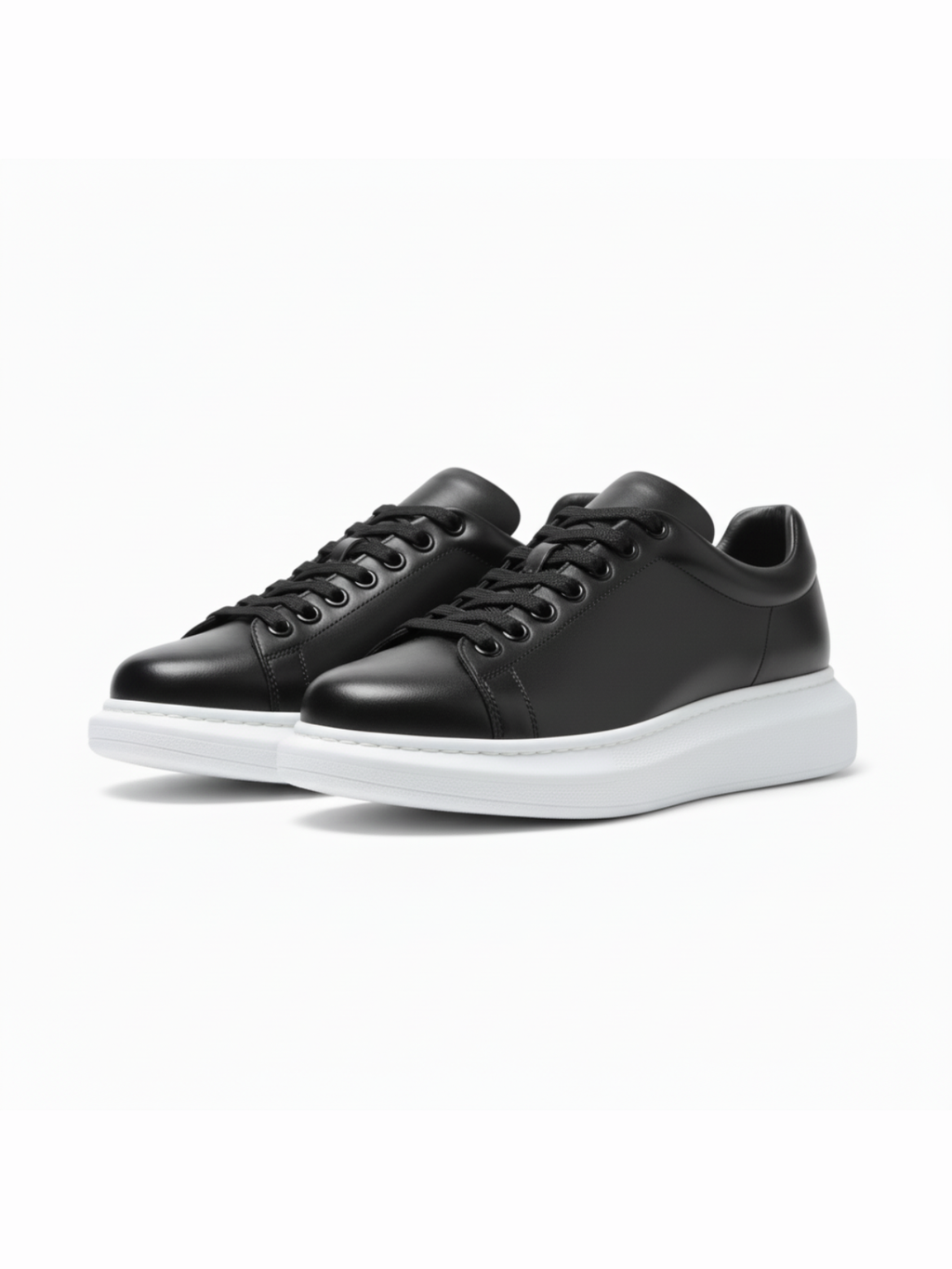 The Pluto Sneakers – Black